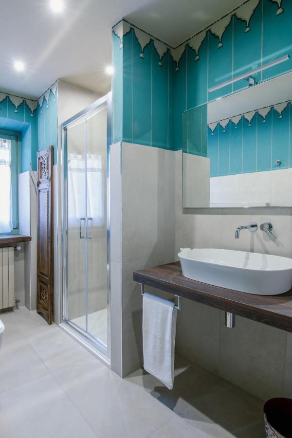 Segnavento -Rooms And Suites- Manta Екстериор снимка