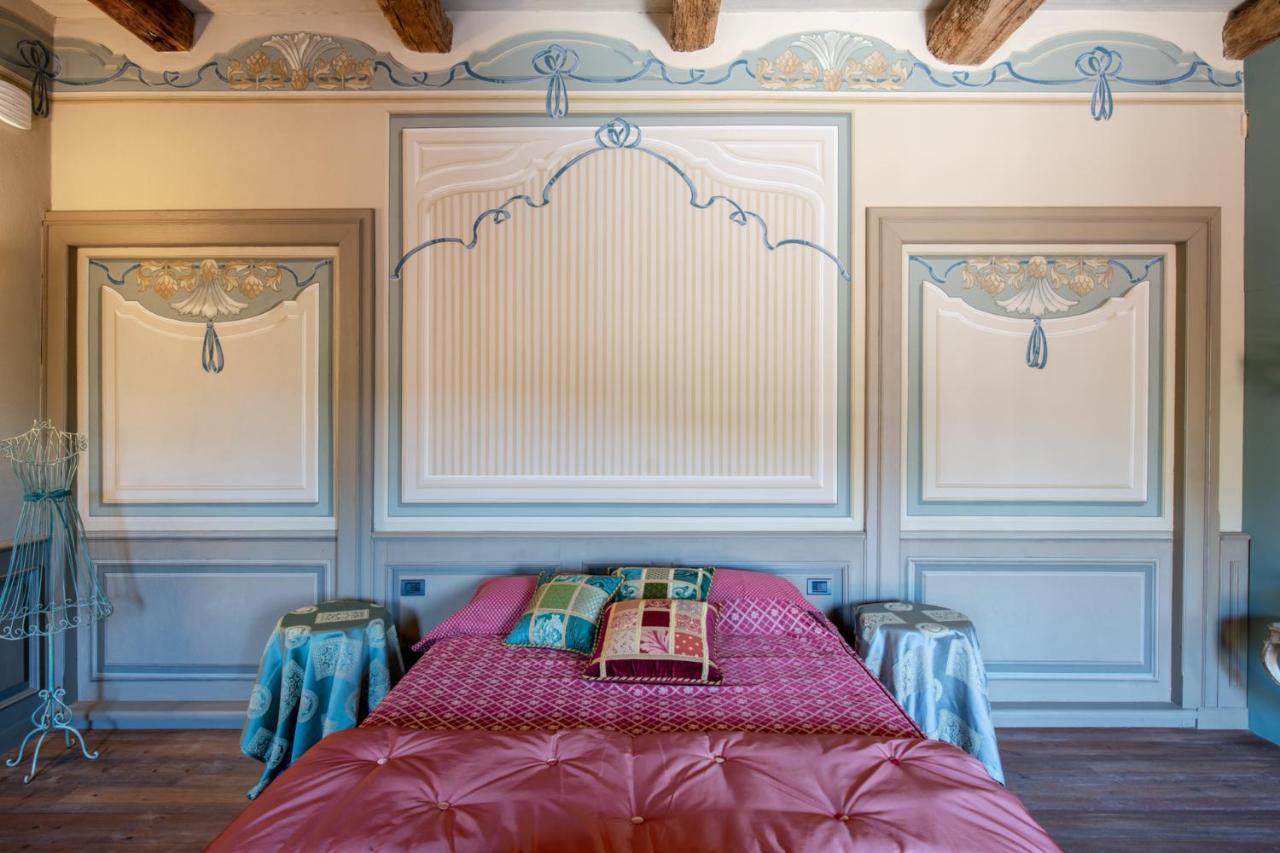 Segnavento -Rooms And Suites- Manta Екстериор снимка